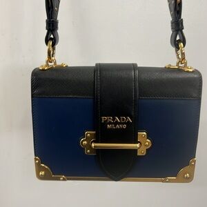 💎 City Calf Saffiano Bag Black crossbody leather
